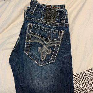 MENS ROCK REVIVAL JEANS-ACTION SLIM STRAIGHT